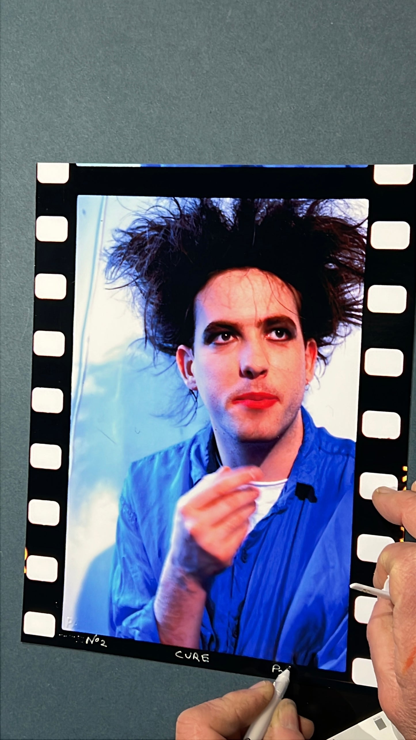 Robert Smith - the CURE London (1986)