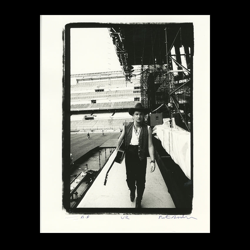 U2