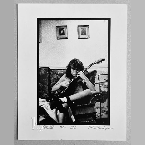 Angus Young AC/DC
